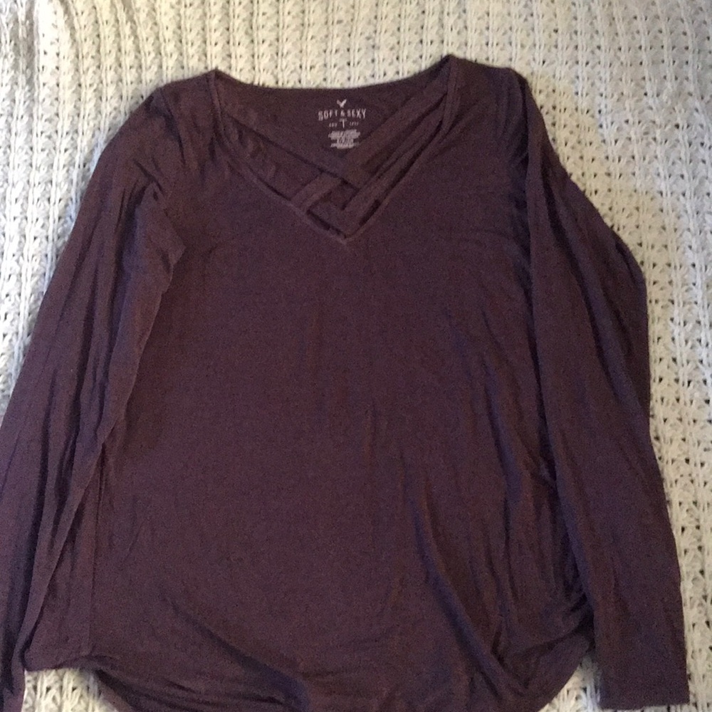 Soft and sexy purple American Eagle shirt